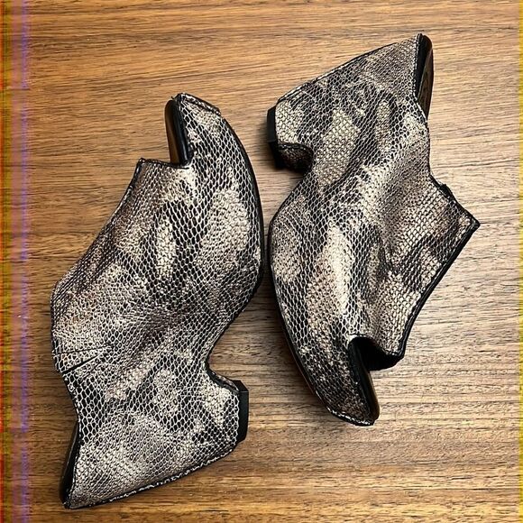 Ariat wedges  - Picture 4 of 5